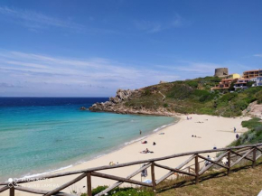 CASA ISABELLA vicino mare con giardino Santa Teresa di Gallura
